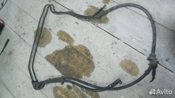 Шланг от карбюратора к абсорберу Audi 80 B3 1.6k