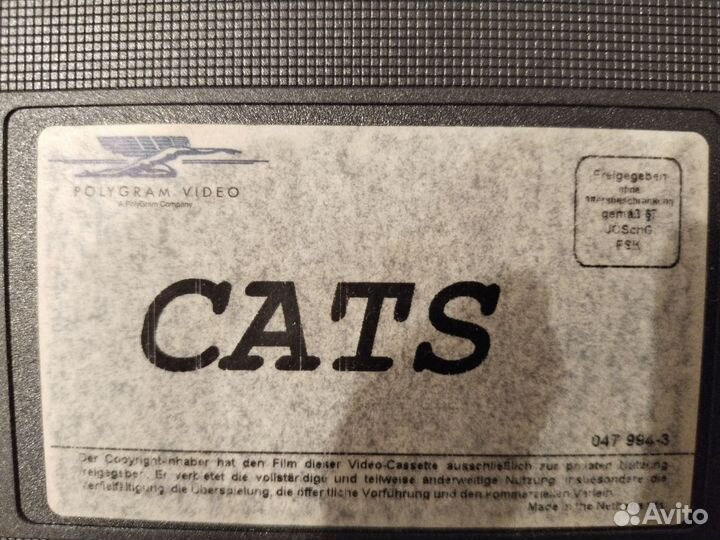 Видеокассета с мюзиклом Cats