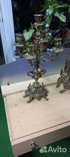 Подсвечники с часами