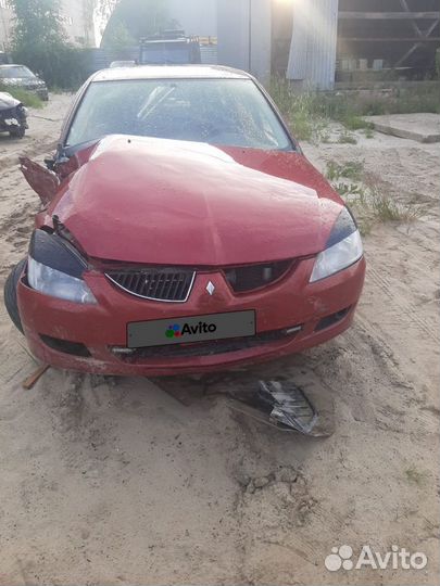 Mitsubishi Lancer 1.3 МТ, 2005, битый, 190 000 км