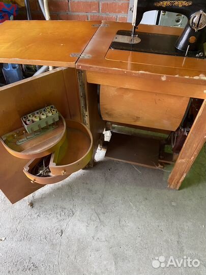 Швейная машина пмз им.Калинина