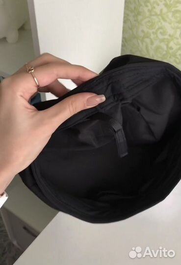 Берет новый