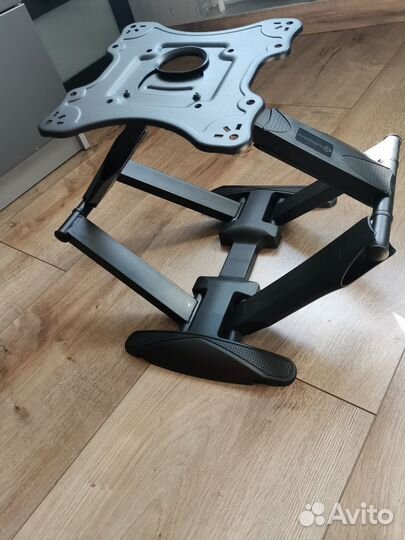 Кронштейн для телевизора на стену поворотный