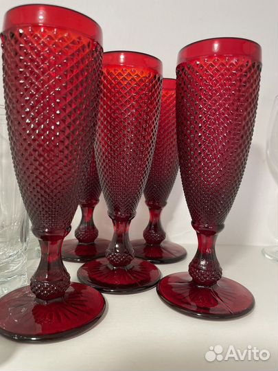 Фужеры под шампанское, из цветного стекла