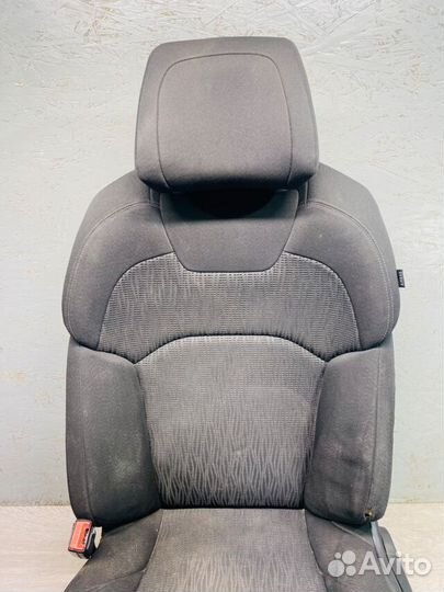 Сиденье переднее левое citroen C5 2 1.6 седан