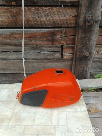 Бензобак иж Планета/Юпитер