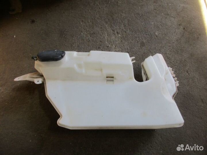 Бачок омывателя Nissan Almera (G15) 2013-2018