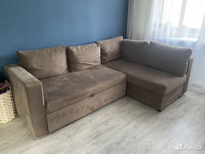Угловой диван