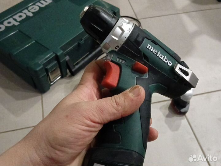 Шуруповерт metabo