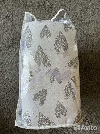 Бортик для детской кроватки