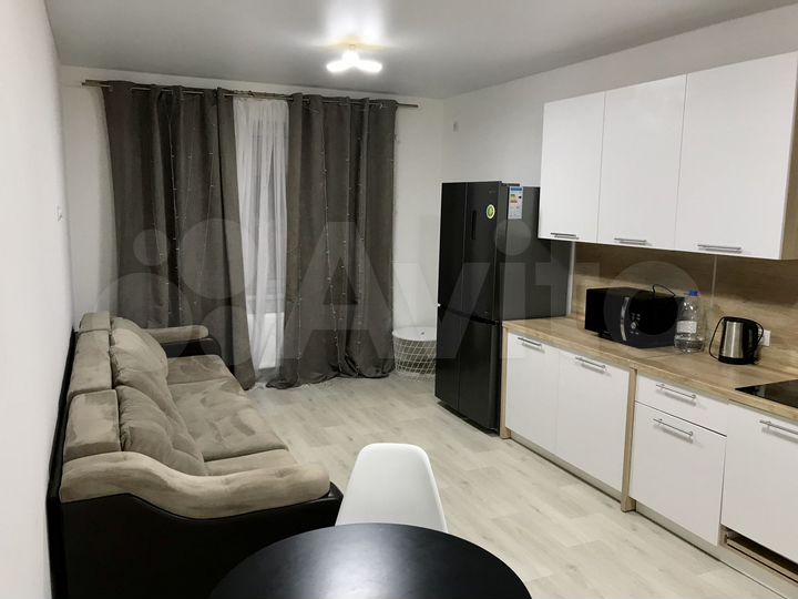 2-к. квартира, 70 м², 1/4 эт.