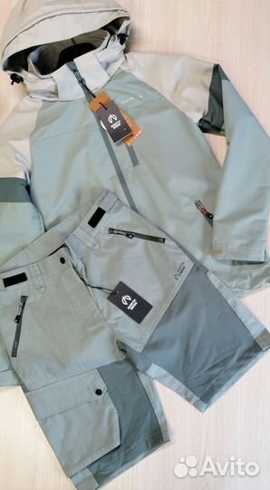 Куртка демисезонная женская 42 44 новая