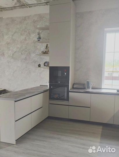 Индивидуальный дизайнерский кухонный гарнитур под