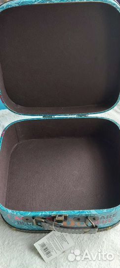 Декоративный чемодан для хранения