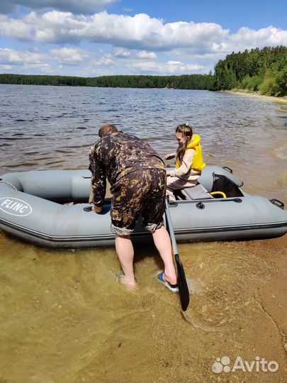 Лодка Flinc 320