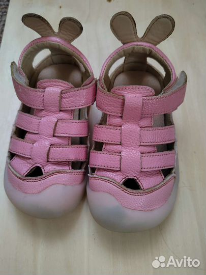 Сандалии босоногие, 23