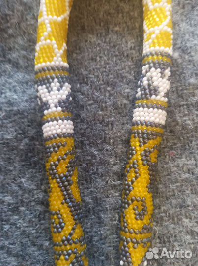 Ожерелье из бисера