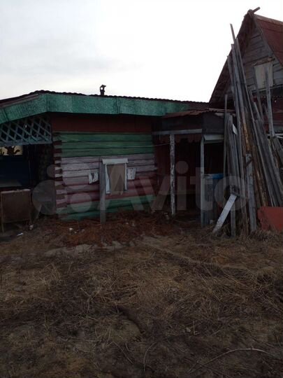 Дом 20 м² на участке 8 сот.