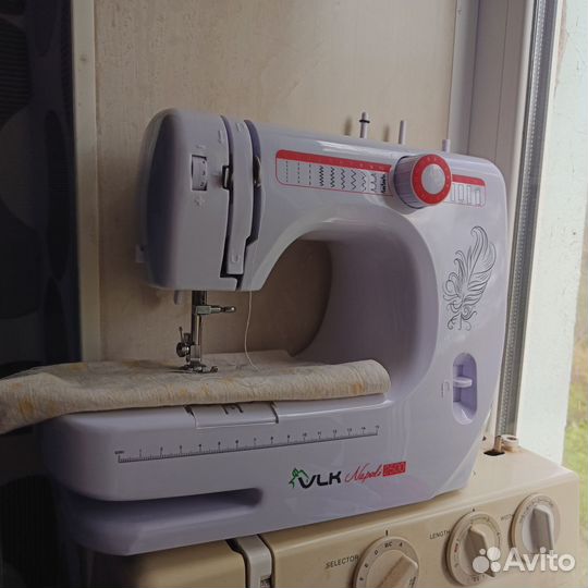 Швейная машина Singer