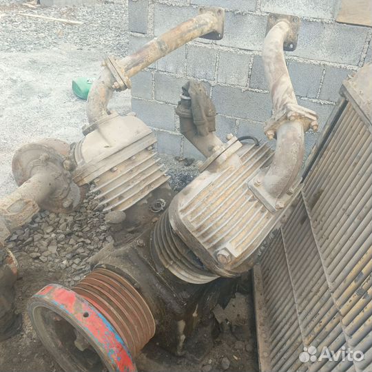 Продам компрессор поршневой 4ву1-5/9