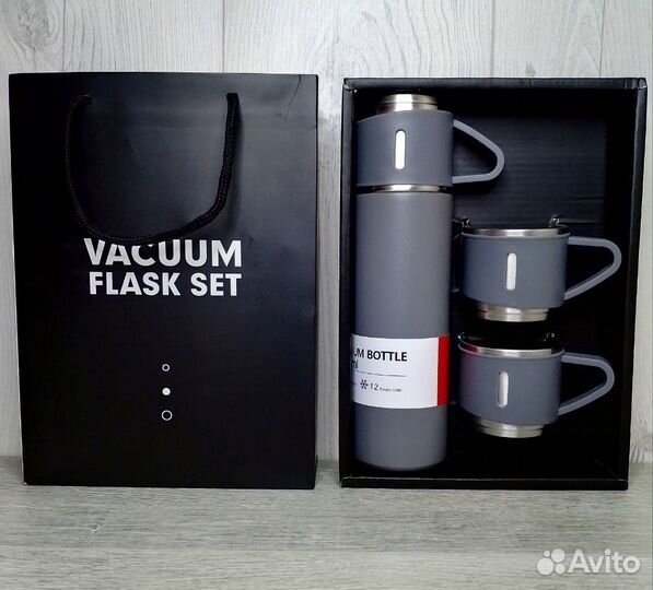 Термос с кружками