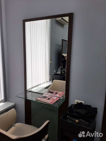 Парикмахерское зеркало бу