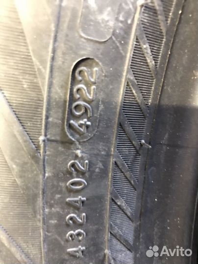 Nokian Tyres Hakkapeliitta R5 SUV 275/50 R22