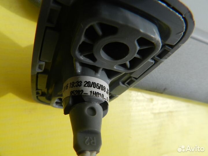 Козырек правый Kia ProCeed ED 07-10