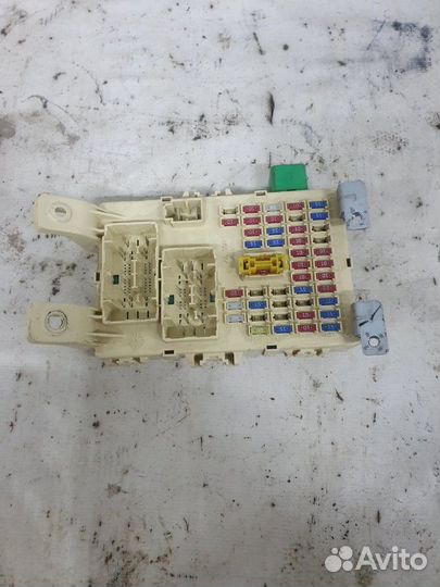 Блок предохранителей Kia Rio 3 седан G4FA 2014