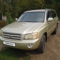 Toyota Highlander 2.4 AT, 2002, 290 000 км, с пробегом, цена 830 000 руб.