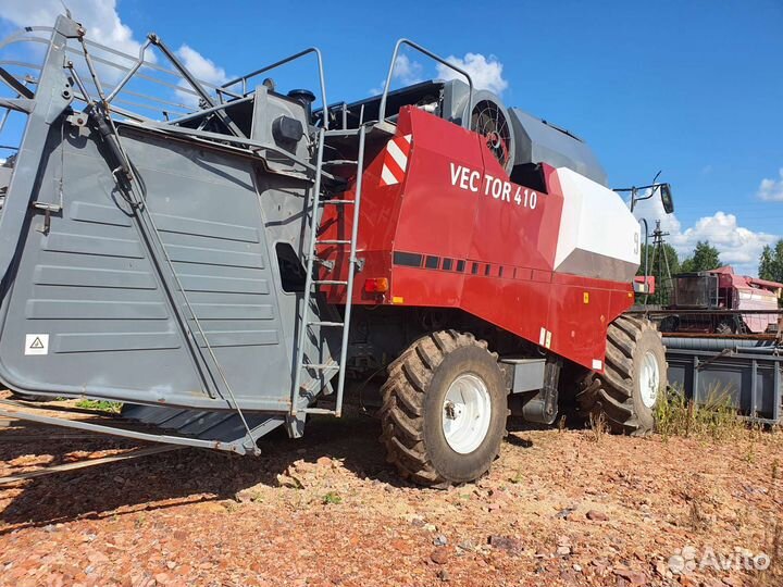 Комбайн Ростсельмаш Vector 410, 2013