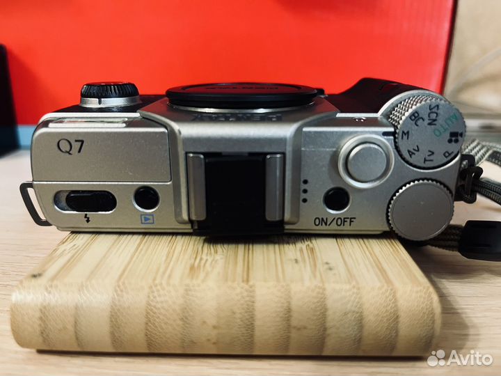 Самый маленький фотоаппарат Pentax Q7