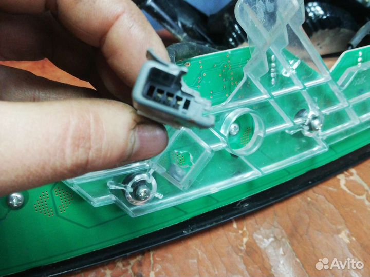 Фара левая Ниссан Икстрейл т32