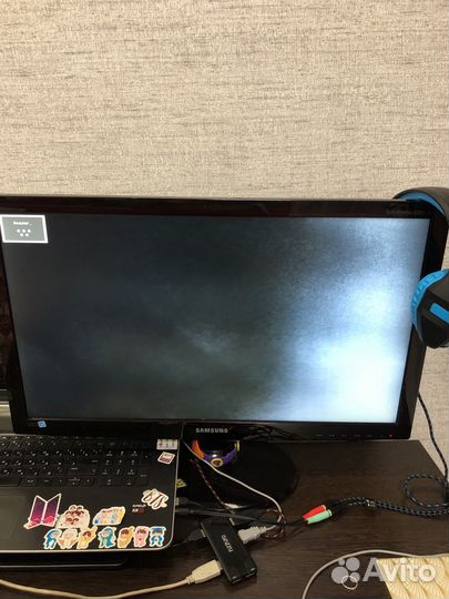 Монитор Samsung
