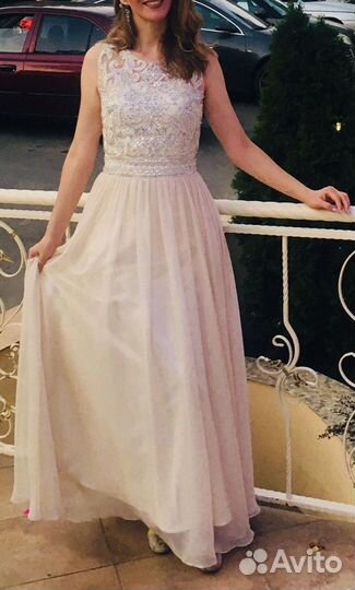 Платье вечернее (концертное, свадебное)