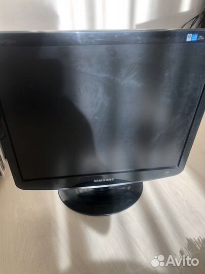Монитор Samsung 932bf