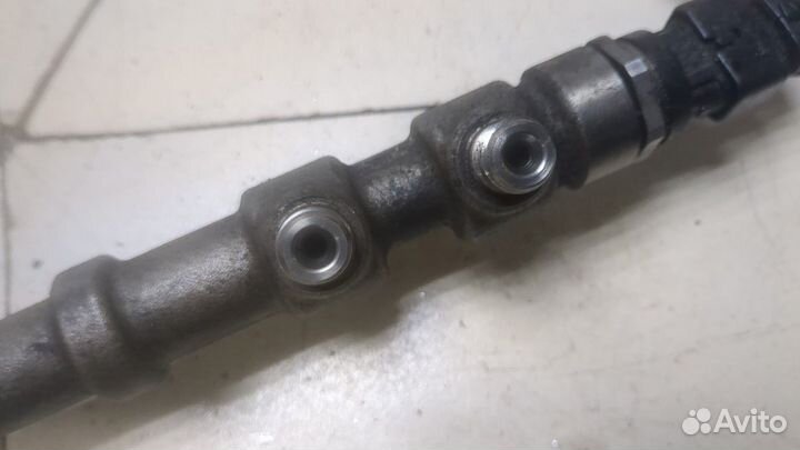 Рампа топливная Opel Combo, 2013