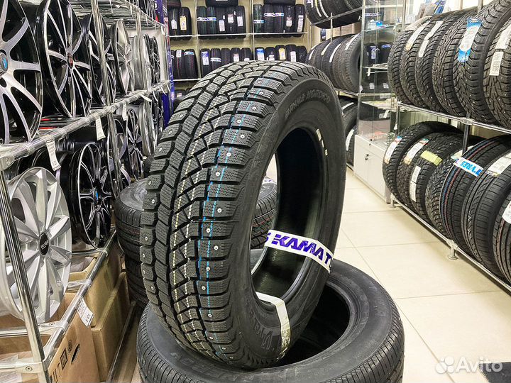 Viatti Brina Nordico V-522 215/50 R17
