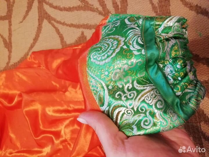 Национальный индийской костюм