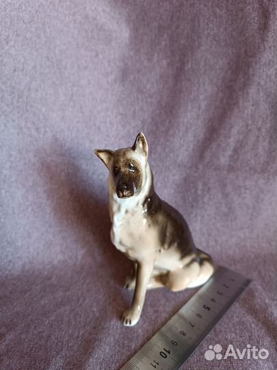 Фарфоровая статуэтка собака пес овчарка