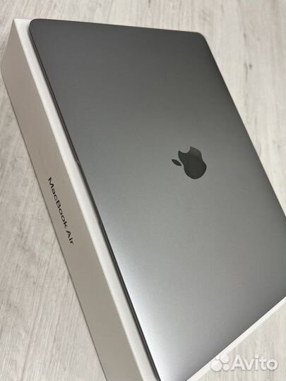 MacBook Air 13 2020 M1 8/512 8-core