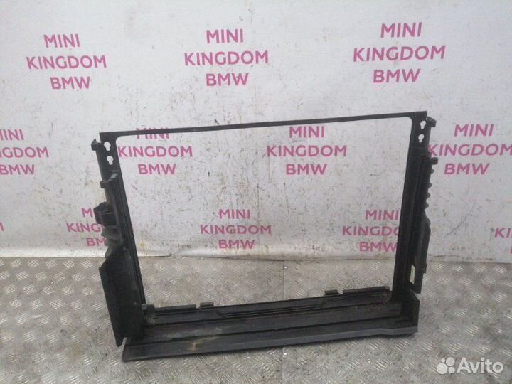 Кронштейн радиатора Bmw 7-Series E66 N62 2005