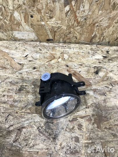 Фара противотуманная Toyota C-Hr