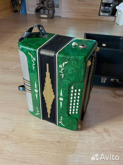 Гармонь 