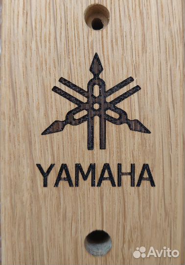 Настенное крепление для гитары с логотипом yamaha