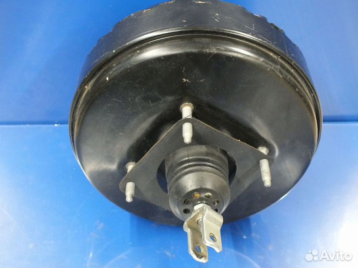 Усилитель тормозов вакуумный Toyota Avensis (T250)