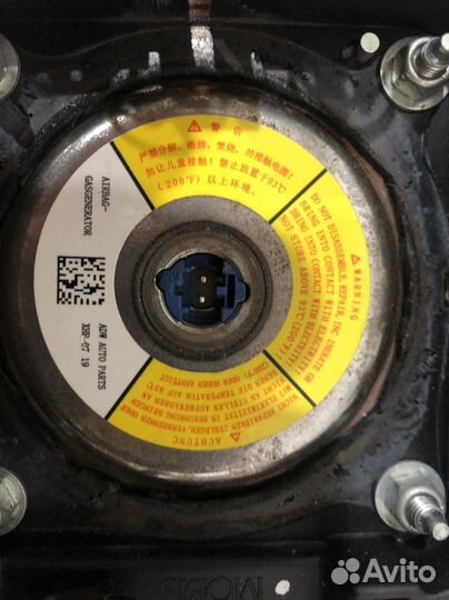 Подушка безопасноти водителя на KIA K5