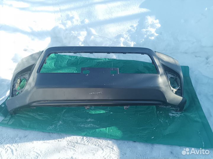 Бампер передний Toyota Hilux 2015-2020 г