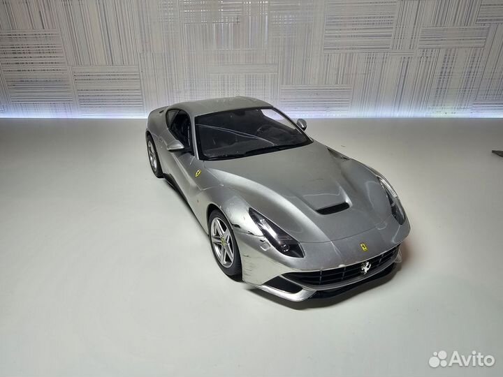 Машинка на пульте управления большая Ferrari