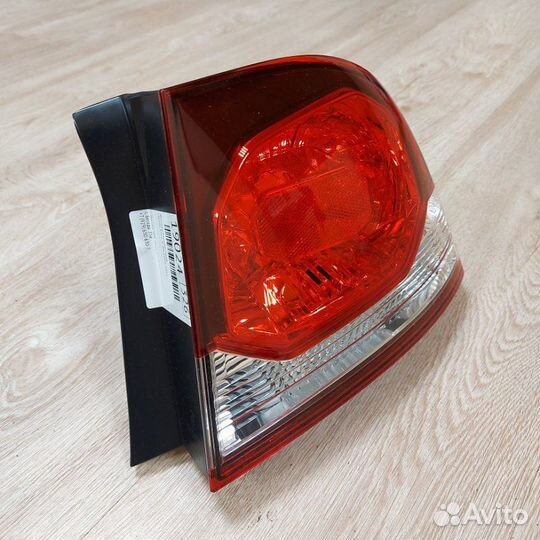Фонарь задний правый Honda Civic 8 4D 2009-2011